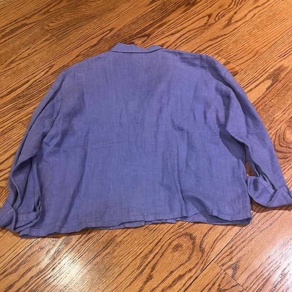 Gerties Woman’s Purple Button Down Size S - Picture 4 of 5